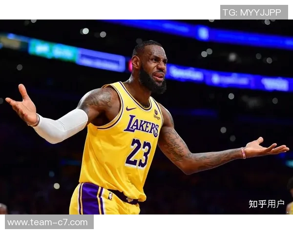 布克因右腹股沟伤势缺席对湖人比赛太阳官方确认无法回归 布克因右腹股沟伤势缺席对湖人比赛太阳官方确认无法回归