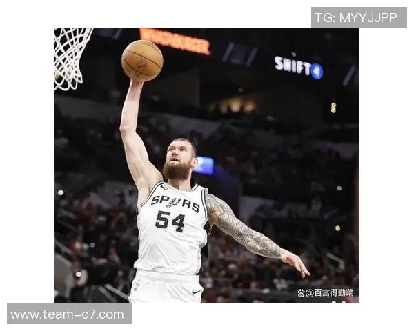 三球半场高效表现砍下23分7篮板4助攻首节独揽15分助力球队奋战 三球半场高效表现砍下23分7篮板4助攻首节独揽15分助力球队奋战