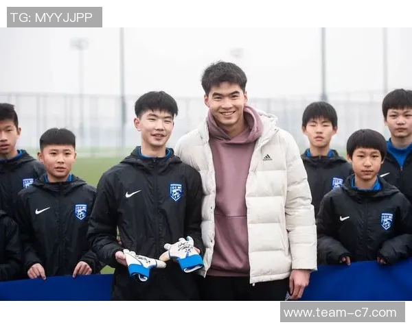 刘邵子洋九月加盟洛杉矶FC二队未能出场赛季已然结束无缘季后赛 刘邵子洋九月加盟洛杉矶FC二队未能出场赛季已然结束无缘季后赛