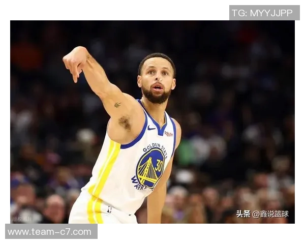 库里轻松出战16分钟贡献11分4篮板3助攻展现实力不凡