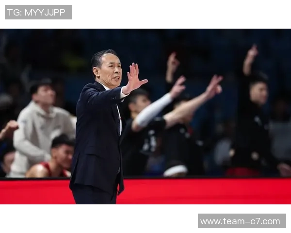 许利民强调球队后卫实力强大努力发挥他们的优势是关键